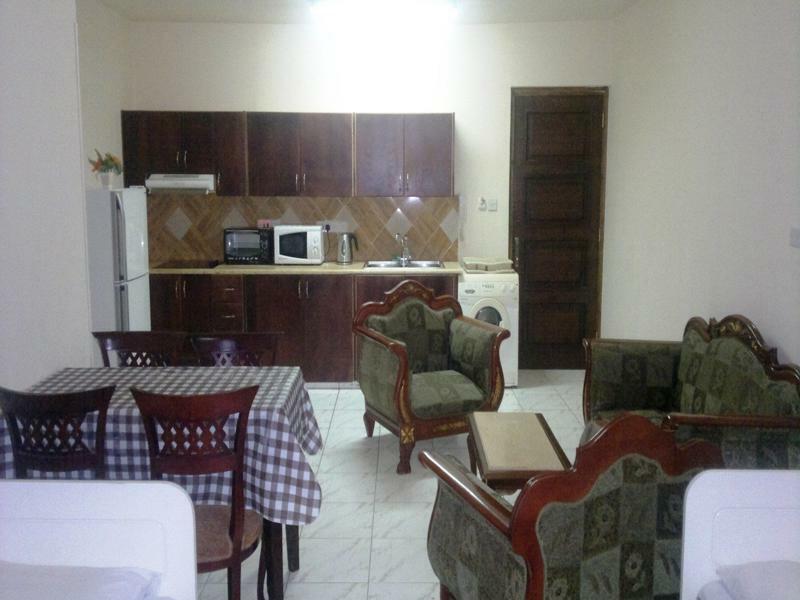 Chrysanthos Boutique Apartments Лімасол Екстер'єр фото