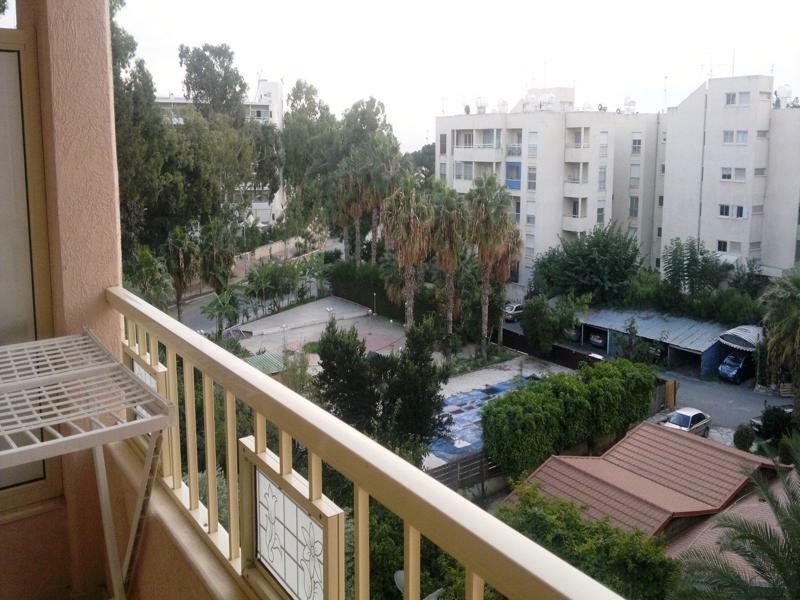 Chrysanthos Boutique Apartments Лімасол Екстер'єр фото