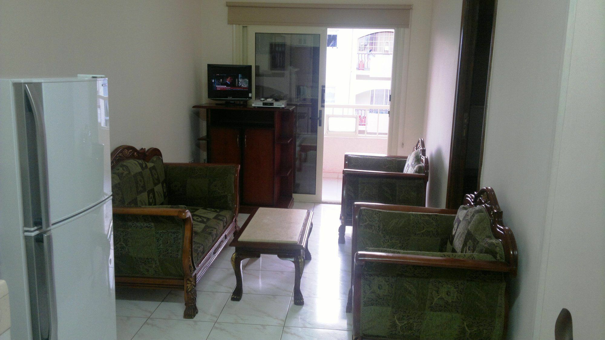 Chrysanthos Boutique Apartments Лімасол Екстер'єр фото